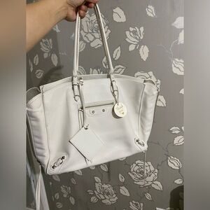 Balenciaga tote with some flaws. All my items are guaranteed authentic.read ‼️